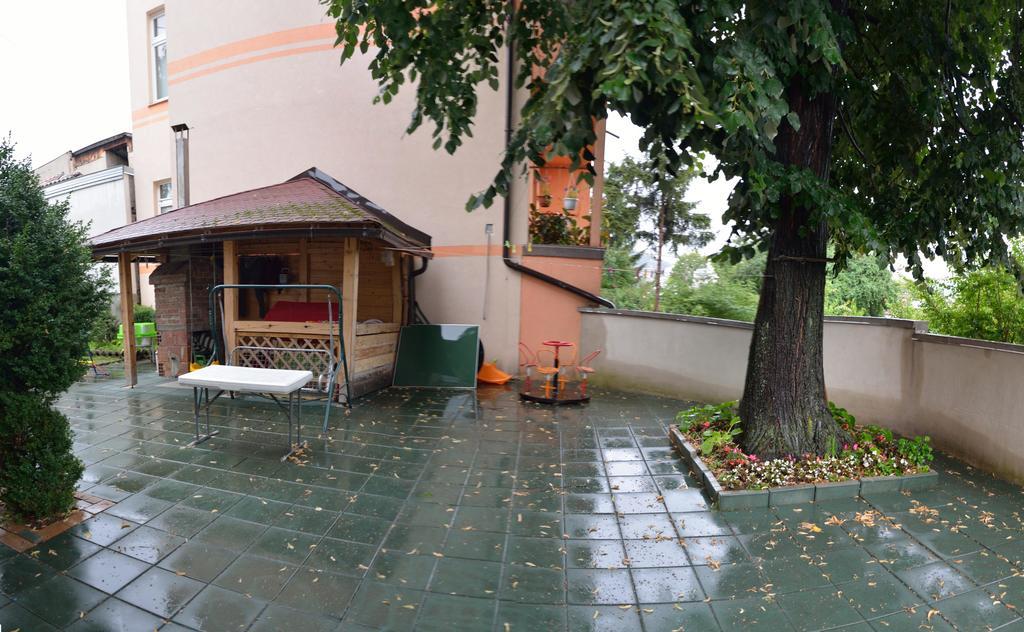 Tuzlaks Appartment Sarajevo Exterior photo